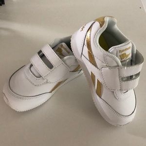 Girls Toddler Reebok Sneaker - white and gold